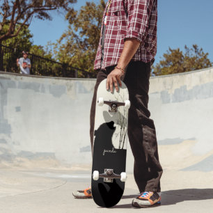 Panda-Silhouette Skateboard