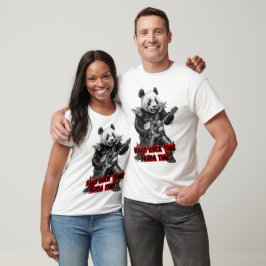 Panda spielt Hard Rock auf einem Schwarzen T-Shirt