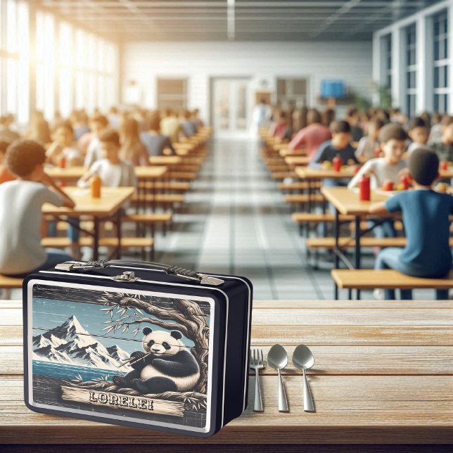 Panda's Mountain Perch: Bambus stellt sich zurück Metall Brotdose (Von Creator hochgeladen)