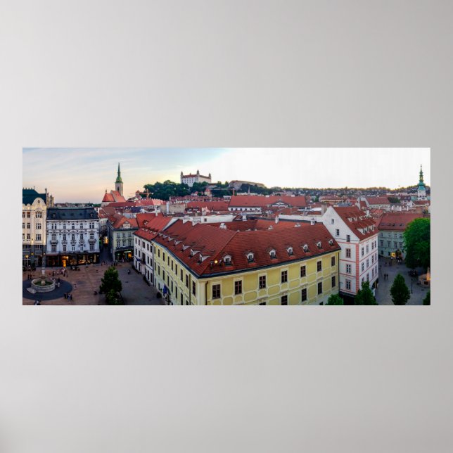 Panorama der Altstadt, Bratislava, Slowakei Poster (Vorne)