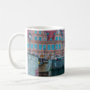 Panorama der typischen farbenfrohen dekorativen mi kaffeetasse