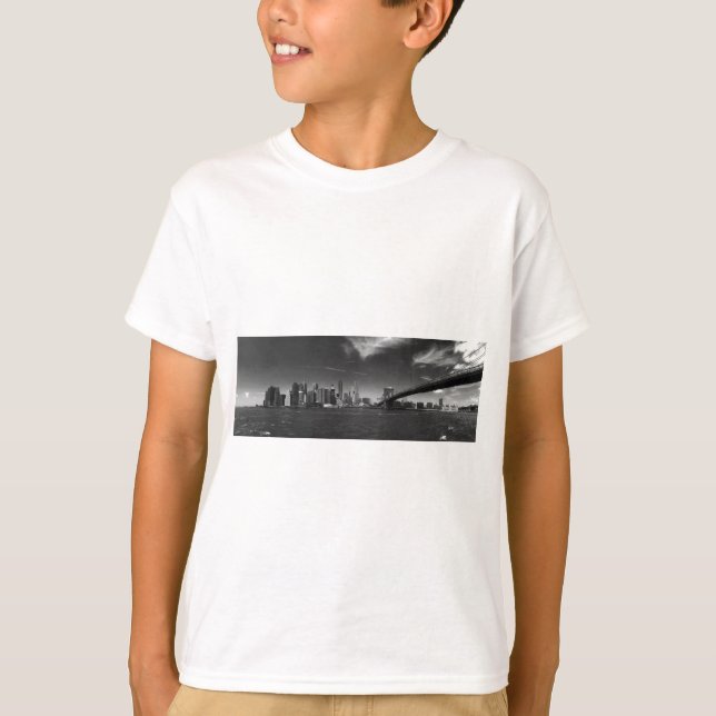 Panorama-Schwarz-weiß Brooklyn T-Shirt (Vorderseite)