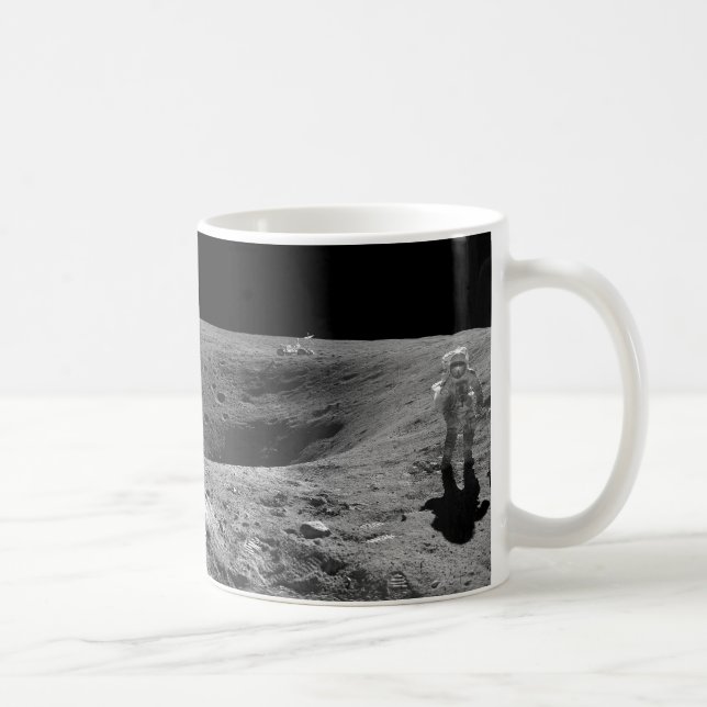 Panorama von Astronauten Apollo 16 auf dem Mond Kaffeetasse (Rechts)