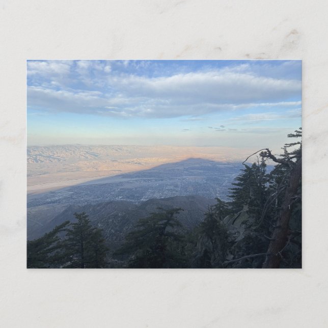 Panoramablick auf das Bergtal Postkarte (Vorderseite)