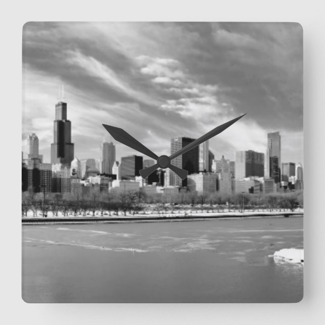 Panoramablick auf die Skyline von Chicago im Winte Quadratische Wanduhr (Vorderseite)