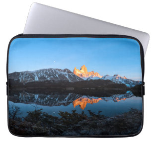 Panoramablick von See Capri, Patagonia Laptopschutzhülle