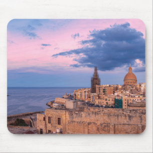 Panoramasicht auf den Sonnenuntergang über Vallett Mousepad