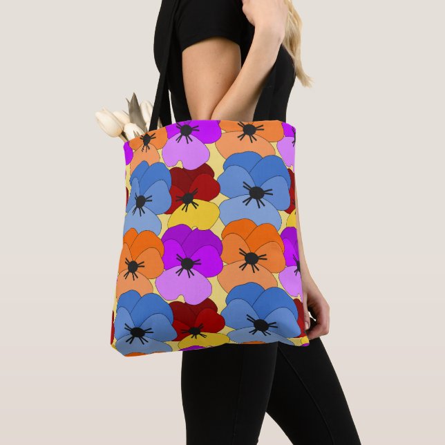 Pansy Collage (Von Nahem)