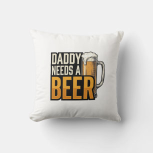 Papa braucht ein Bier Vintage Gravur Shirt Design_ Kissen