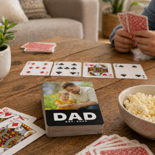 Papa hat kühnes schwarzes Foto eingerichtet Spielkarten