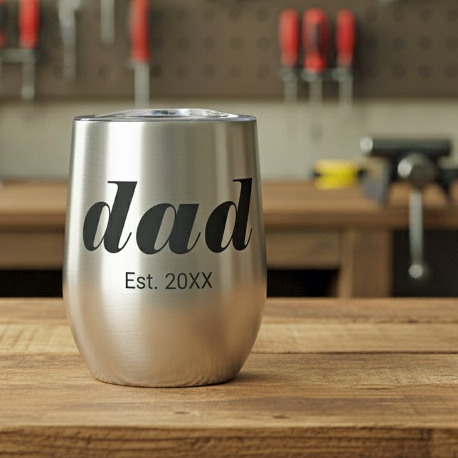 Papa hat neuen Papa-Geschenk gegründet (Von Creator hochgeladen)