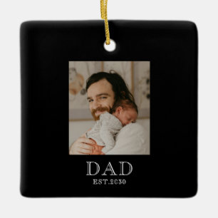 Papa hat Schwarz-Weiß-Foto eingerichtet  Keramikornament