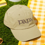 Papa Simple Trendy Moderne Typografie Custom Bestickte Baseballkappe<br><div class="desc">Papa Simple Trendy Moderne Typografie Custom Sticked Baseball Cap bietet den einfachen modernen bestickten Text "Papa". Perfekt als Geschenk für Papa zum Vatertag,  Weihnachten,  Geburtstag und vieles mehr. Erstellt von Evco Studio www.zazzle.com/store/evcostudio</div>
