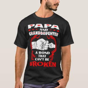 Papa-und Enkelin-Bindung, die kippen, ist T-Shirt