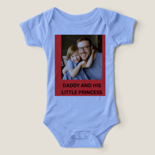 PAPA UND SEINE KLEINE PRINZESSIN