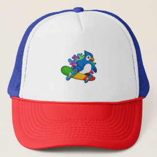 Papagei als Skater mit Skateboard Truckerkappe