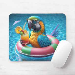 Papagei in einem Pool Mousepad