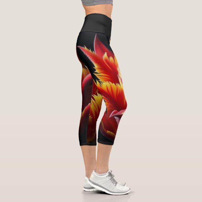 Papagei Tulip Blumenrot und Gelb Capri Leggings (Rechts)