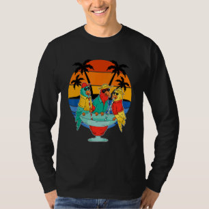 Papageien trinken hawaiianischen Urlaub Sunset Pal T-Shirt