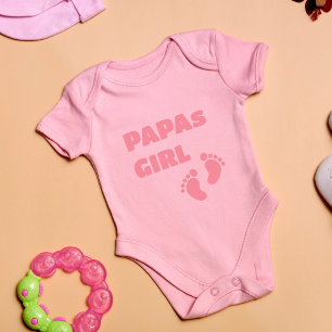 Papas Girl - Footprints Baby Strampler
