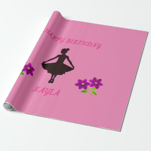 Papier aus Ballerina, auf den Namen zugeschnitten. Geschenkpapier