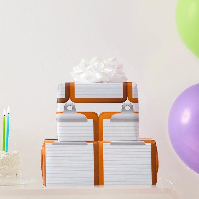 Papier in einer Zwischenablage Geschenkpapier (Von Creator hochgeladen)