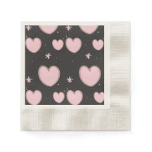 Papier-Serviette mit rosa Herzen