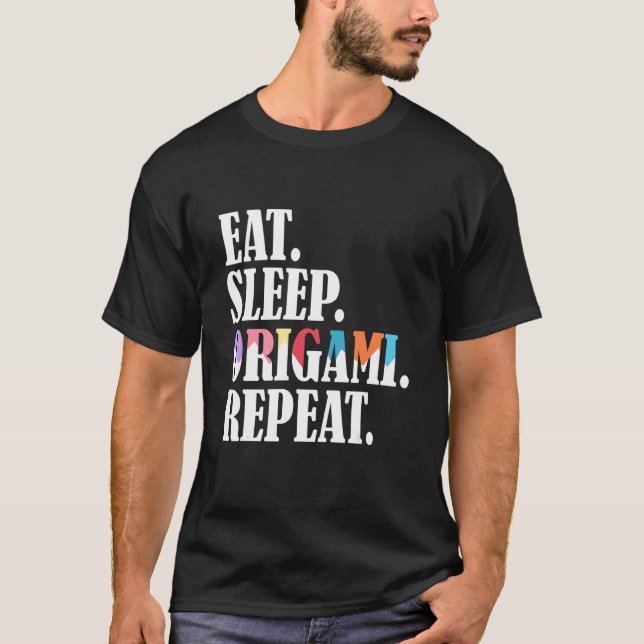 Papierfaltung des Origami Master 3 T-Shirt (Vorderseite)