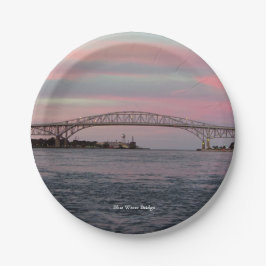 Papierplatte der Blue Water Bridge Pappteller
