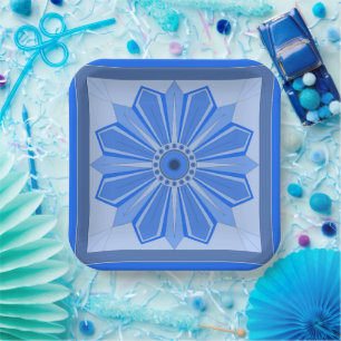 PAPIERPLATTE MIT SCHÖNER KUNST DER BLUME PAPPTELLER