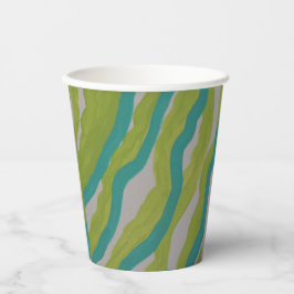 Papiertasse aus grün und türkis gestrichenem Papie Pappbecher