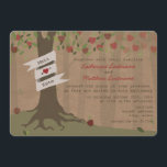 Pappe Inspirierter Apple Orchard Hochzeitsempfang Einladung<br><div class="desc">Eine Einladung zur Hochzeit im Herbst mit einer Darstellung von Apfelbäumen. Der mit Bannern ummantelte Trunk kann mit den Namen von Braut & Bräutigam angepasst werden. Die Aufnahme stammt aus Braut und Bräutigam zusammen mit ihren Familien. Hintergrund ist braunes Pappe aus Papier inspiriert.</div>