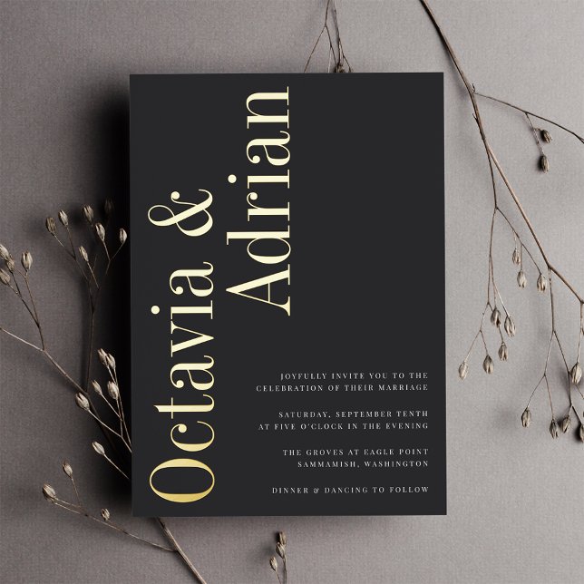 Parallel | Modern Black & Gold Typography Wedding Folieneinladung (Von Creator hochgeladen)