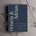 parallel | Moderne Hochzeit von Navy & Gold Folieneinladung<br><div class="desc">Eine moderne und minimale typografische Hochzeitseinladung mit Ihren Namen in Goldfolie Serifenschrift auf einem marineblau Hintergrund,  die senkrecht auf der links Kartenseite läuft. Personalisieren Sie Ihre Hochzeitsdetails,  die rechts unten ausgerichtet sind.</div>