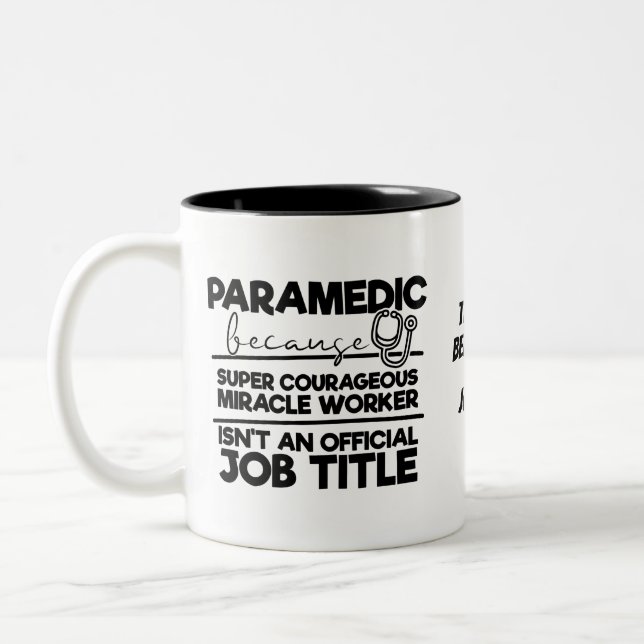 Paramedic Job Title Zweifarbige Tasse (Links)