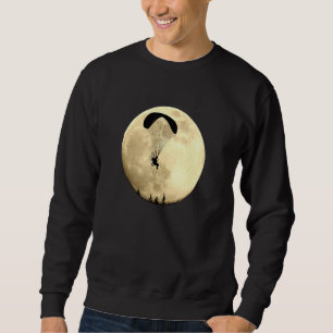 Paramotor, der bei Nacht im Vollmond fliegt Sweatshirt