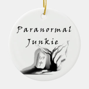Paranormal Junkie Keramikornament