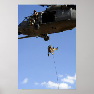 Parareskueman-Rappel aus einem HH-60 Poster