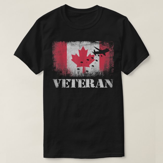 Paratrooper Veteran Canada Flag Im Flugzeug T-Shirt (Design vorne)