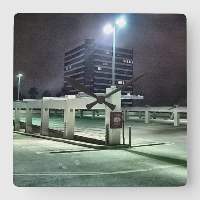 Parkanlage auf dem Dach bei Nacht - HDR. Quadratische Wanduhr (Vorderseite)