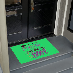 Parken Sie Ihr Zimmer an der Tür. Fußmatte