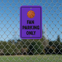 Parkplatz nur für Basketballfans Geschäfts Garage