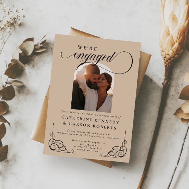 Partei für kalligraphisches Engagement in Beige un Einladung (Von Creator hochgeladen)