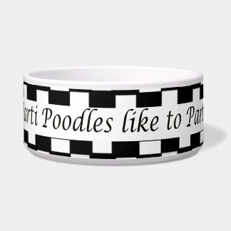 Parti Pudel mögen zum Party Napf