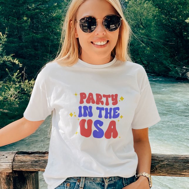 Party in den USA Red White Blue 4. Juli T-Shirt (Von Creator hochgeladen)