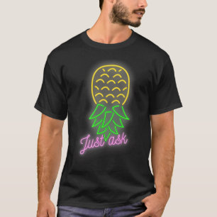 Party-Modus Nach unten Ananas Swinger Vanilla S T-Shirt