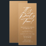 Party Time 40. Geburtstag Party Einfache Eleganz Einladung<br><div class="desc">Es ist Party Time 40th 40th Birthday Party Simple Elegant Invitation Invite bietet ein minimalistisches Design mit dem Text "It's Party Time!" in modernen weißen Kalligraphieskripttypografie und personalisiert unten mit Ihrem eigenen Text. Der bearbeitbare Schriftart kann mit braunem Hintergrund verändert werden. Entworfen von © Evco Studio www.zazzle.com/store/evcostudio</div>