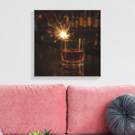 Partysparkler in einem Glas Whiskey Leinwanddruck