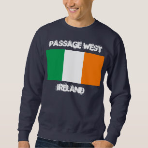 Passage West, Irland mit irischer Flagge Sweatshirt