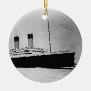 Passagier-Zwischenlagen-Dampfer Effektivwert Keramikornament